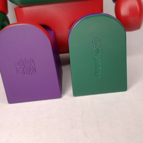 BE@RBRICK 100% & 400%  Guess Sport Logo Medicom toy bearbrick from Japan - Picture 10 of 16